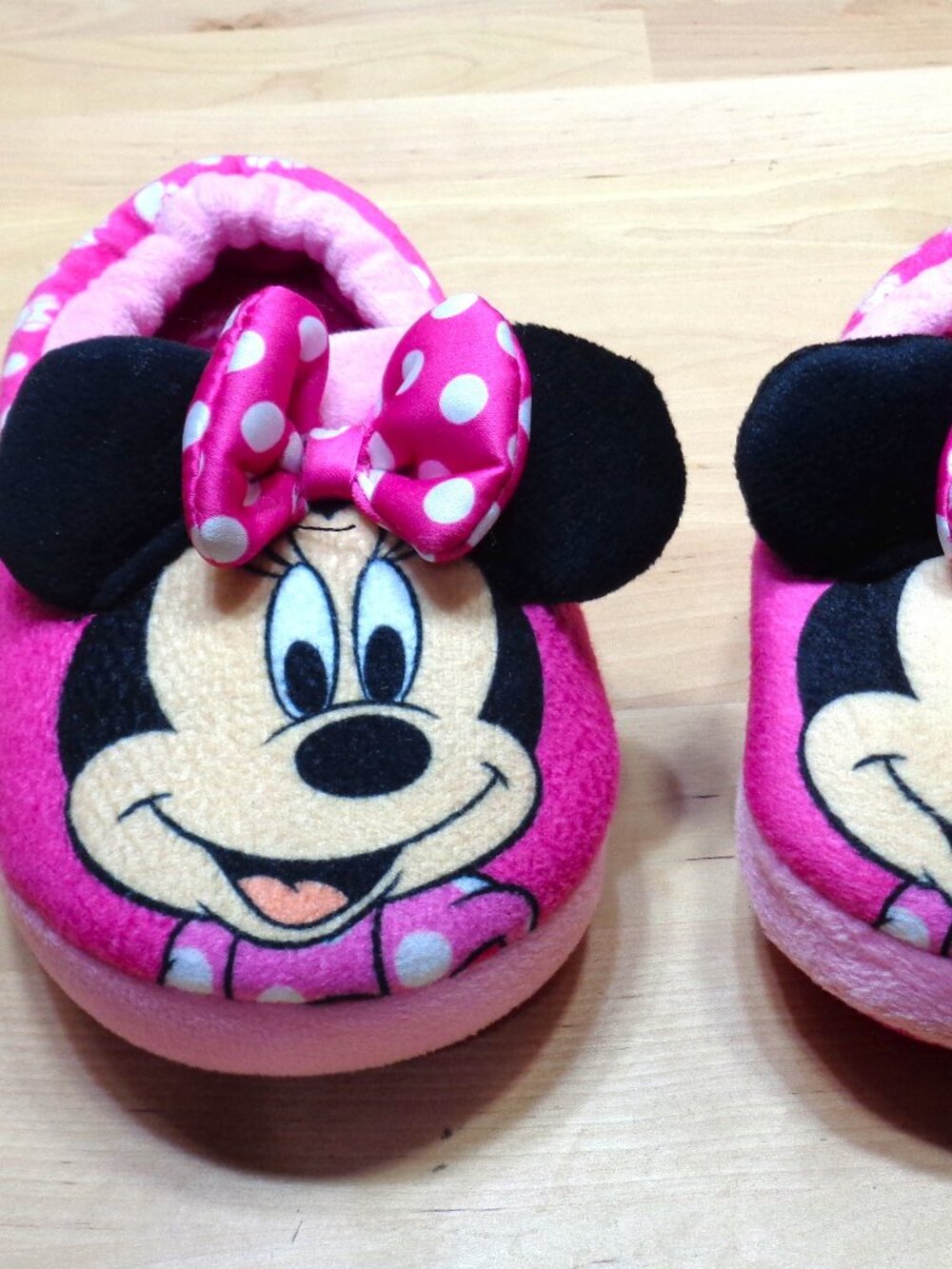 DISNEY JUNIOR MINNIE MOUSE PINK SLIPPERS TODDLER GIRLS SIZE 9/10